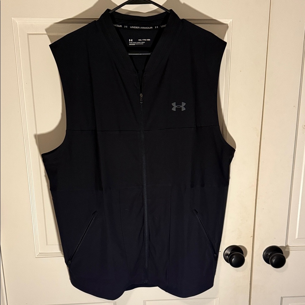 Under Armour Vanish Hybrid Black Zip-Up Vest